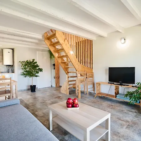 Tatil Evi 3 Stodoly-domek 1 *